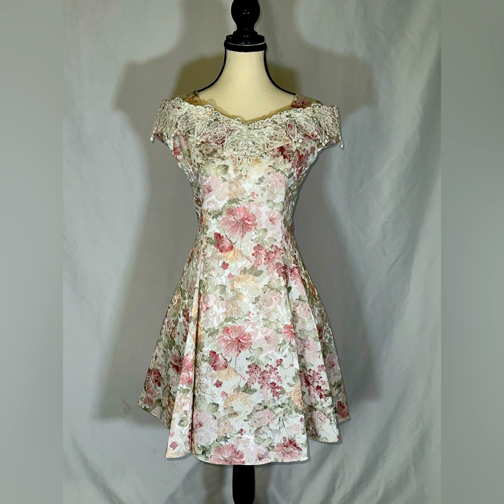 VTG 90’s Jessica McClintock Girls Dress Floral Lace Cottagecore Sz 12 Pre-Teen